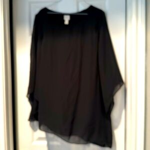 Chico’s black top
